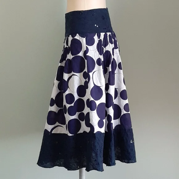 Navy blue polkadots with embroidery and sequins skirt - Picture 3 of 7